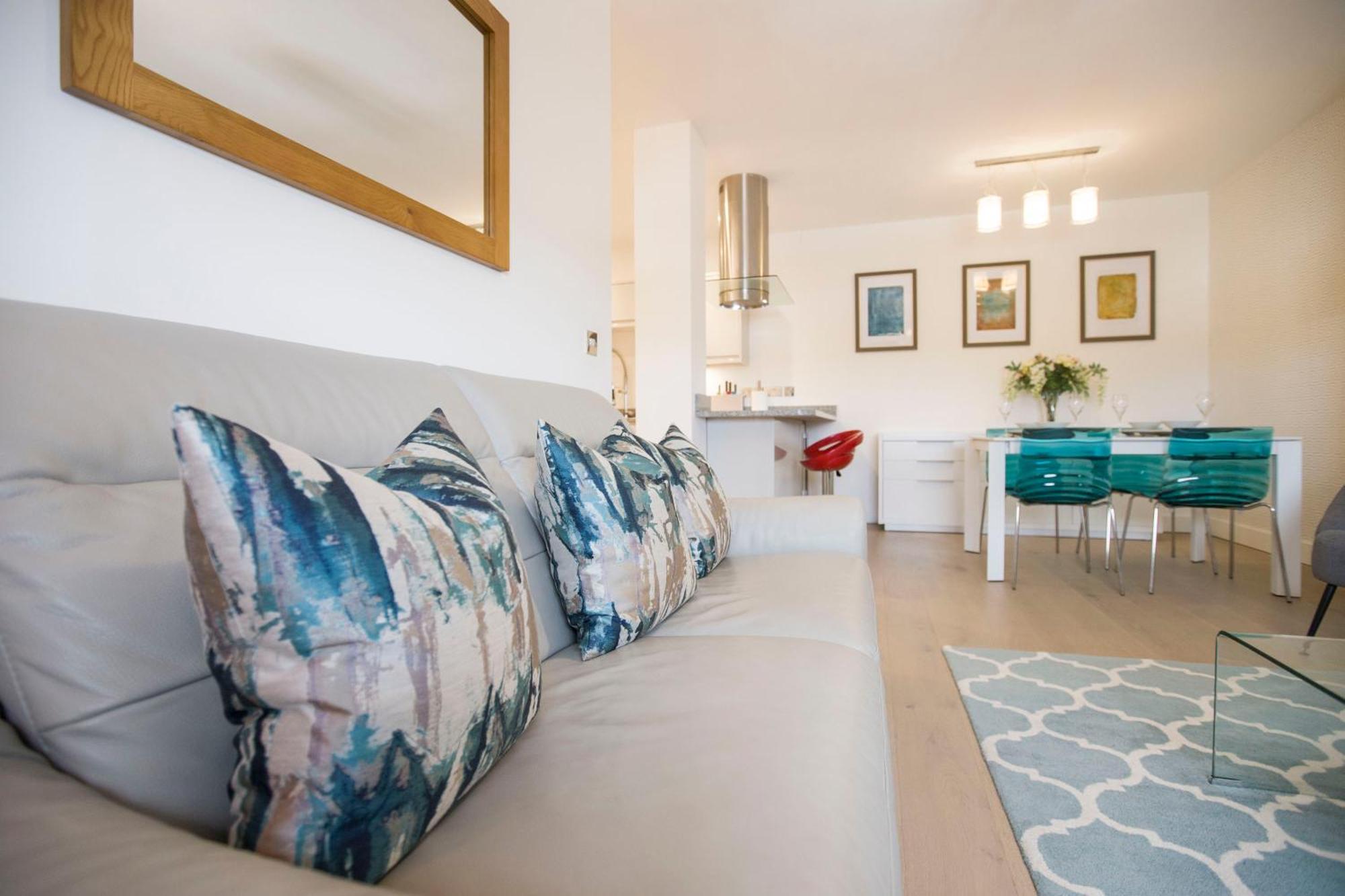 Urban Living'S ~ King Edward Luxury Apartments In The Heart Of 温莎 外观 照片