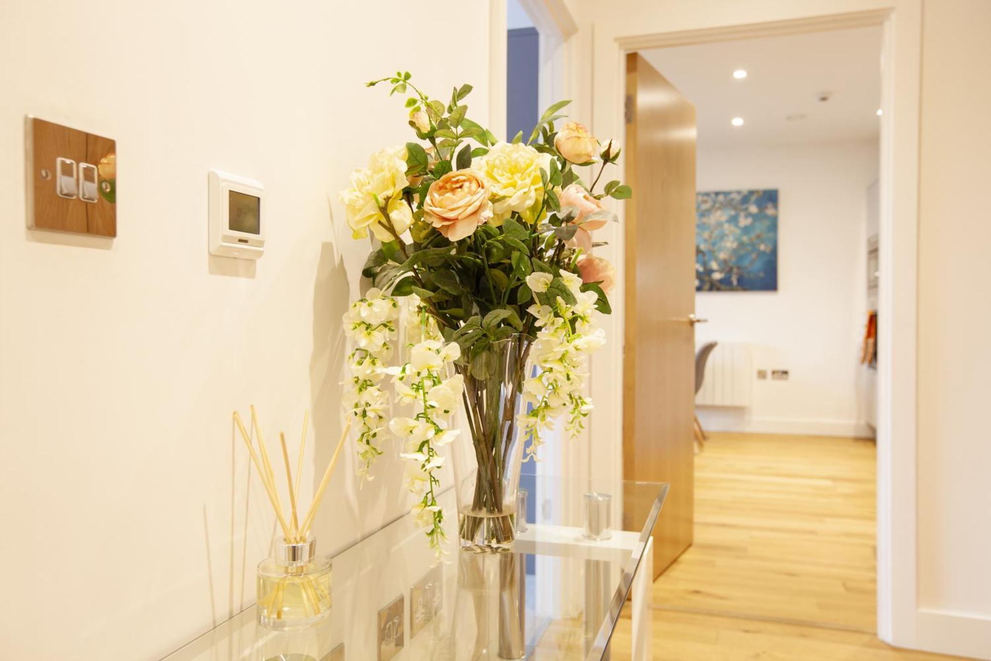 Urban Living'S ~ King Edward Luxury Apartments In The Heart Of 温莎 外观 照片