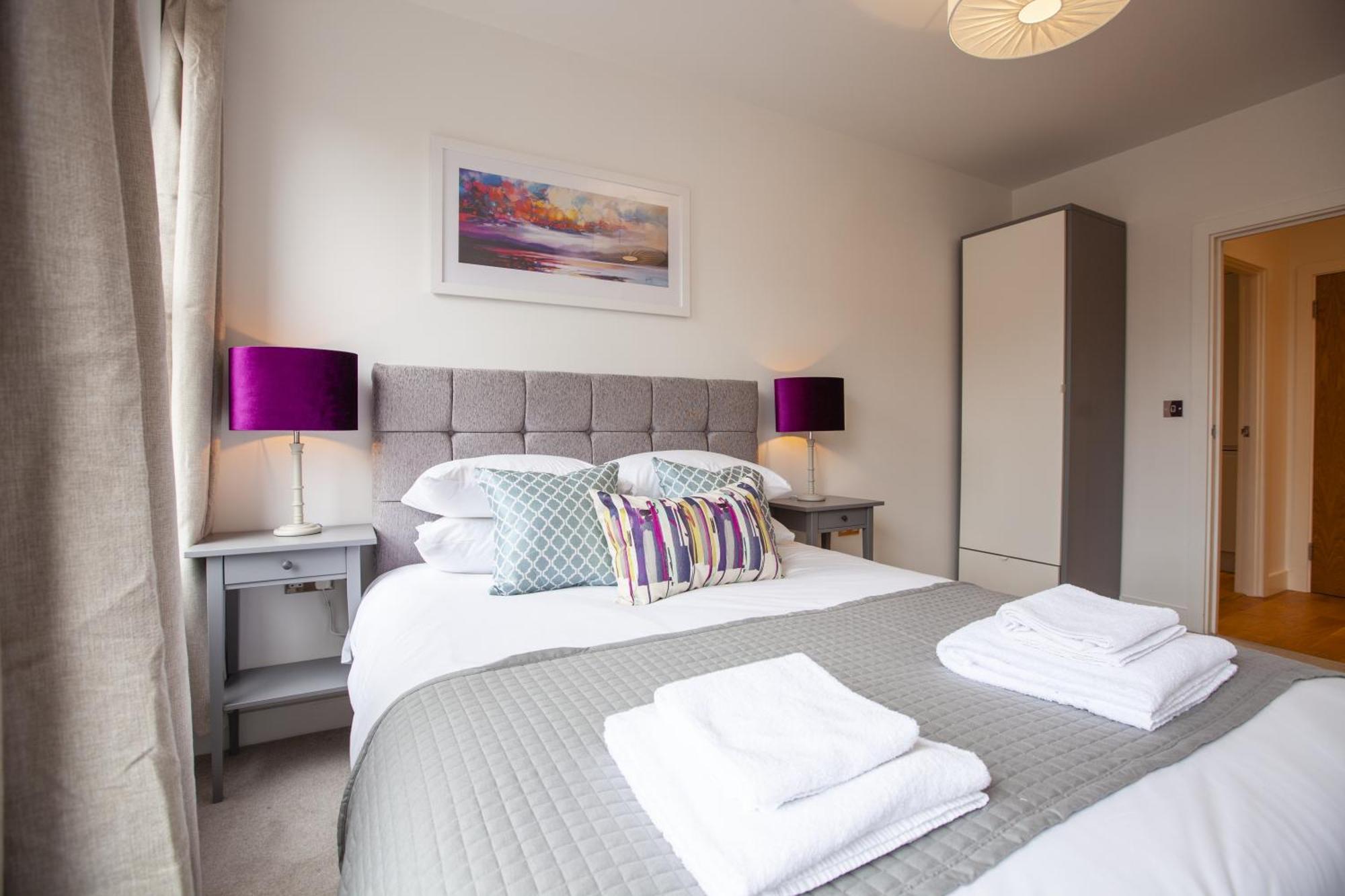 Urban Living'S ~ King Edward Luxury Apartments In The Heart Of 温莎 外观 照片