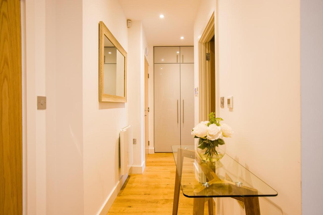 Urban Living'S ~ King Edward Luxury Apartments In The Heart Of 温莎 外观 照片